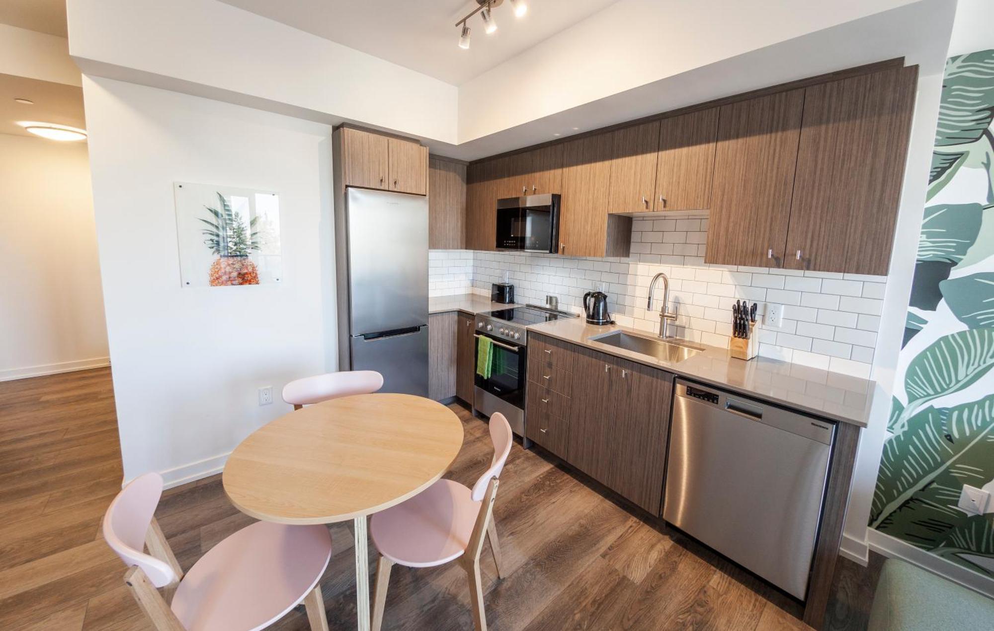 The Laundry Rooms Station Park Kitchener Exterior foto